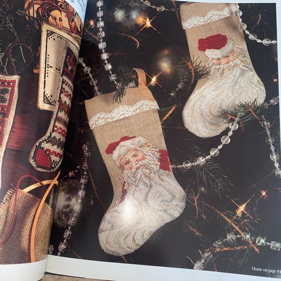 Set of 3 Vintage 90’s Cross Stitch Pattern Books Excellent Condition - Picture 6 of 14